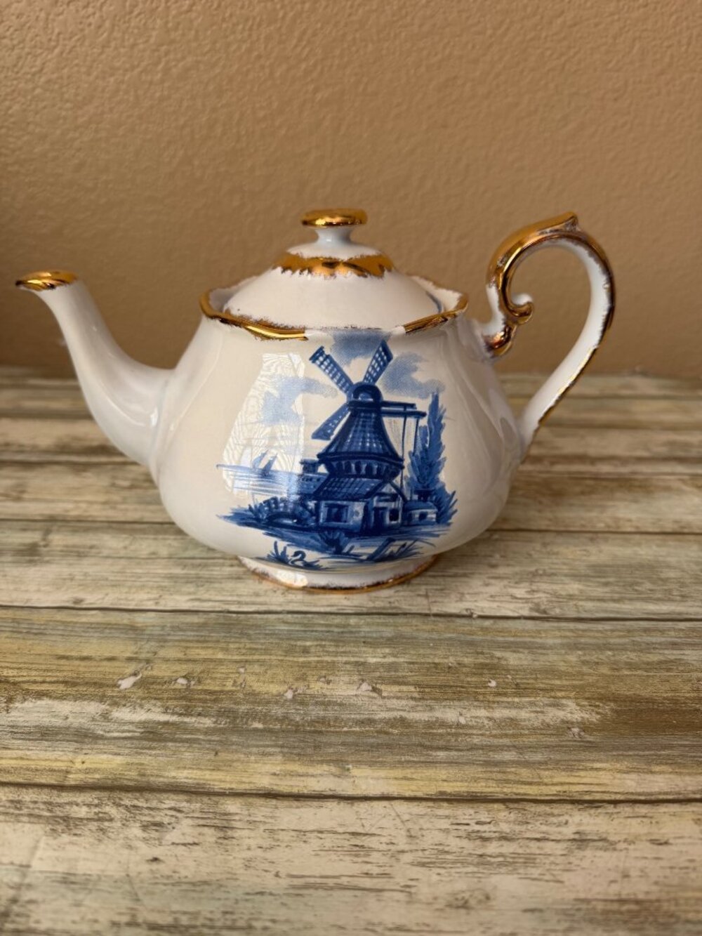 Vintage Arnels Ceramic Teapot w/Lid Blue Windmill Design Gold Trim Rare Pattern